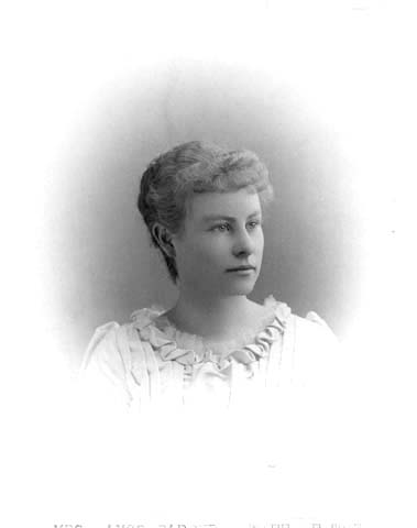 Barber married Amelia Kent of Cheyenne in 1892. (WSA Sub Neg 581)